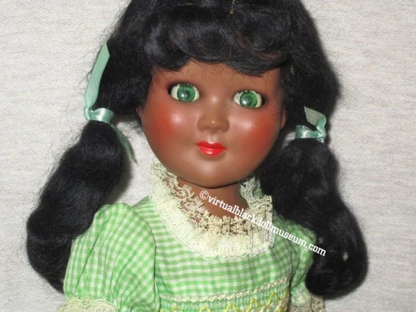 1950s Head-Turning, Flirty-eyed&nbsp;Walker